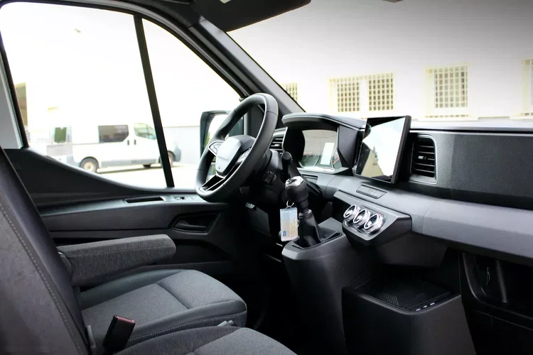 Renault Master L3H2 brygadowy 7-os / zabudowa Carpol zdjęcie 25