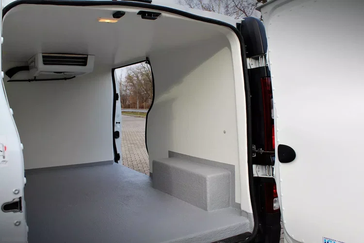 Renault TRAFIC L2H1 Chłodnia / Izoterma do 0'C / Agregat Alex zdjęcie 10