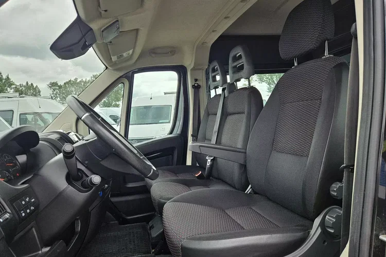 Peugeot boxer L4H2 89999zł NETTO Brygadówka 6 osób 2.2HDi/165KM zdjęcie 20