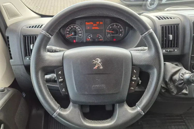 Peugeot boxer L4H2 89999zł NETTO Brygadówka 6 osób 2.2HDi/165KM zdjęcie 24