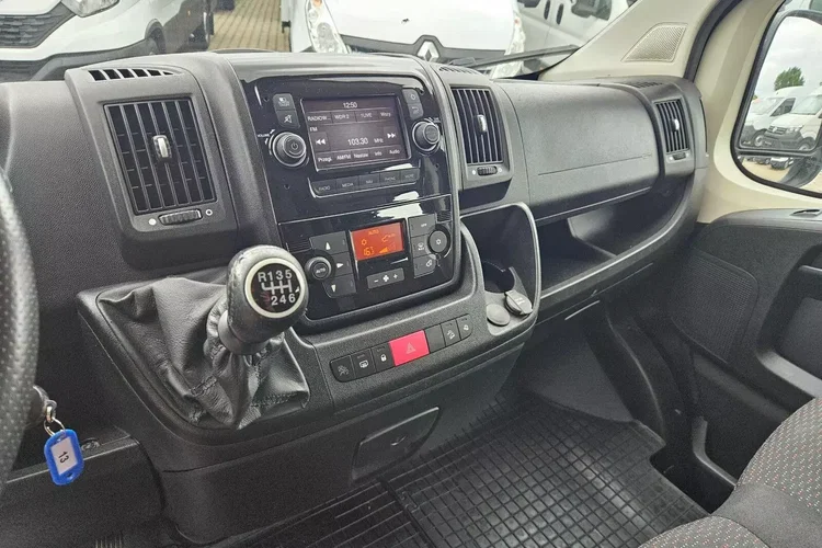 Peugeot boxer L4H2 89999zł NETTO Brygadówka 6 osób 2.2HDi/165KM zdjęcie 27