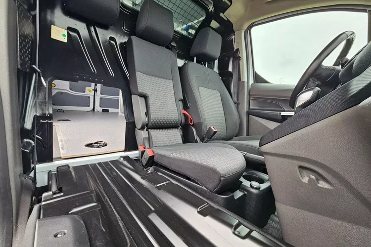 Ford transit-connect L2H1 39999zł NETTO Zabudowa warsztatowa 1.5 TdCi/120KM zdjęcie 31