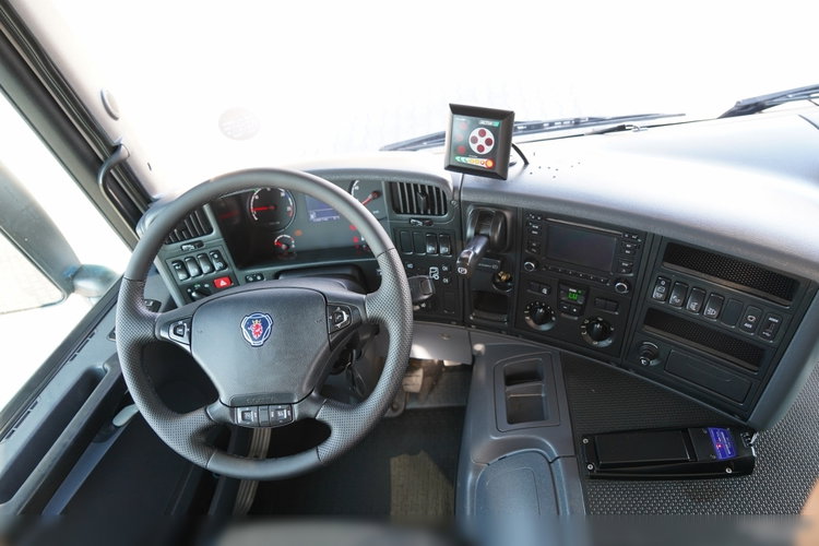 Scania P 280 / 4X2 / SIŁOWNIK DO WYWROTU / + HDS HMF 635 / UDŹWIG 1 500 KG / MAX WYSÓW 7 M / STEROWANIE RADIOWE / EURO 6 zdjęcie 38