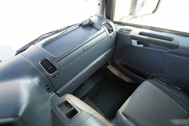 Scania P 280 / 4X2 / SIŁOWNIK DO WYWROTU / + HDS HMF 635 / UDŹWIG 1 500 KG / MAX WYSÓW 7 M / STEROWANIE RADIOWE / EURO 6 zdjęcie 41