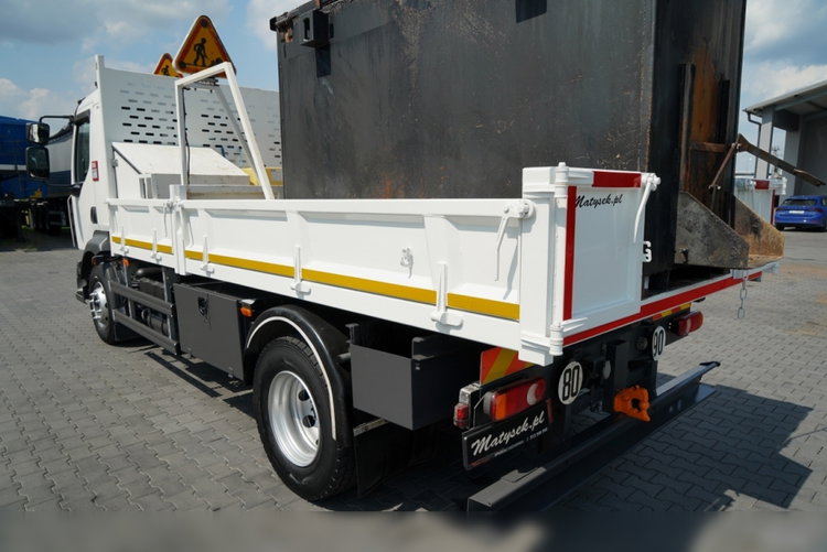 Renault D 16.240 / 4X2 / WYWROTKA / SPECJALISTYCZNY / DROGOWY / ZBIORNIK DO LANIA ASFALTU / EURO 6 / SPROWADZONY zdjęcie 16