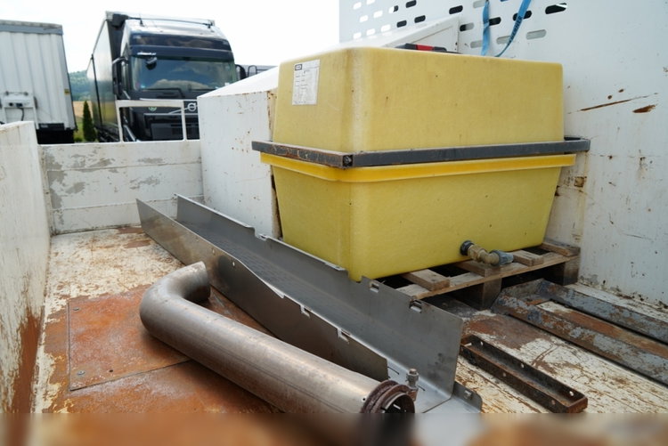 Renault D 16.240 / 4X2 / WYWROTKA / SPECJALISTYCZNY / DROGOWY / ZBIORNIK DO LANIA ASFALTU / EURO 6 / SPROWADZONY zdjęcie 21