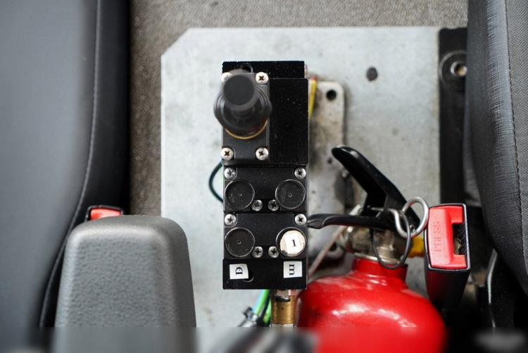 Renault D 16.240 / 4X2 / WYWROTKA / SPECJALISTYCZNY / DROGOWY / ZBIORNIK DO LANIA ASFALTU / EURO 6 / SPROWADZONY zdjęcie 39