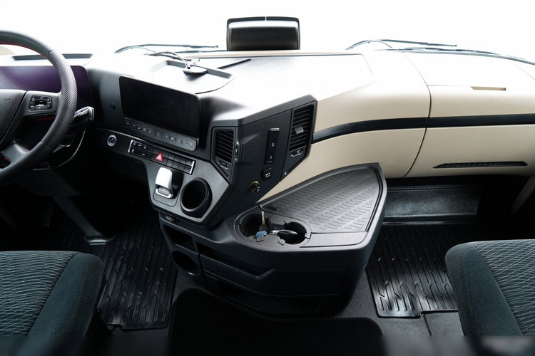 Mercedes ACTROS 1845 / MP5 / BIG SPACE / PO KONTRAKCIE SERWISOWYM zdjęcie 29