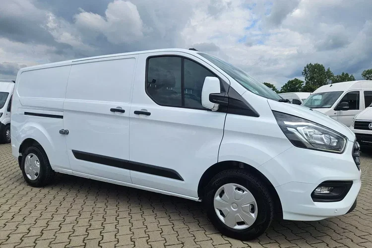 Ford transit-custom L2H1 69900zł NETTO 2.0TdCi/170KM zdjęcie 3