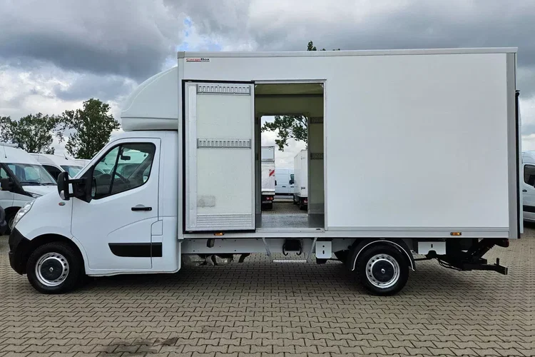 Renault Master Kontener 8 ePAL 69999zł NETTO 2.3 dCi/170KM zdjęcie 10