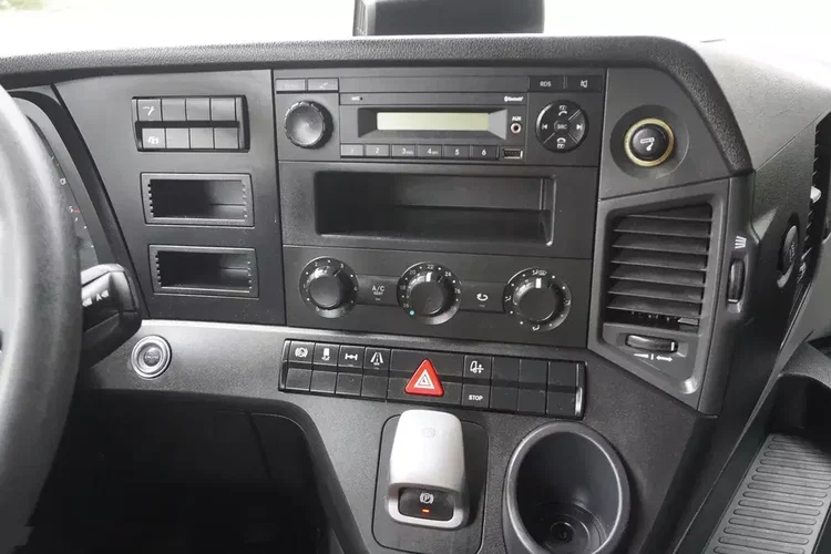 Mercedes Actros 1833 / 260 tys. km zdjęcie 15
