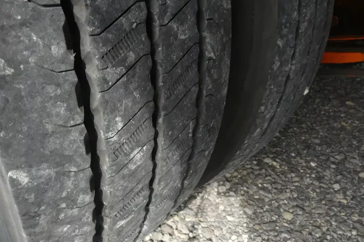 JANMIL NISKOPODWOZIOWA / LAWETA / OŚ SKRĘTNA / OSIE SAF / zdjęcie 16