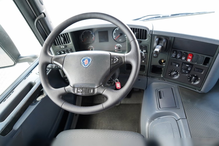 Scania P 360 / DZIENNA KABINA / 2015 ROK / 275 TYS. KM. / EURO 6 / SPROWADZONY zdjęcie 28