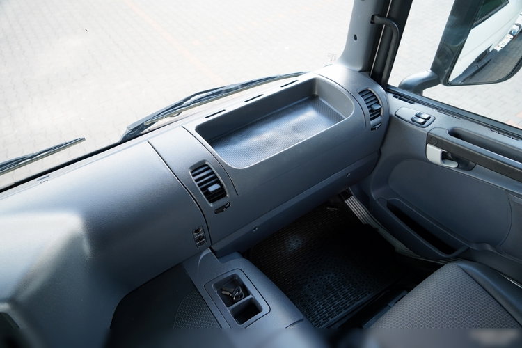 Scania P 360 / DZIENNA KABINA / 2015 ROK / 275 TYS. KM. / EURO 6 / SPROWADZONY zdjęcie 31