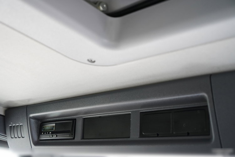 Scania P 360 / DZIENNA KABINA / 2015 ROK / 275 TYS. KM. / EURO 6 / SPROWADZONY zdjęcie 32