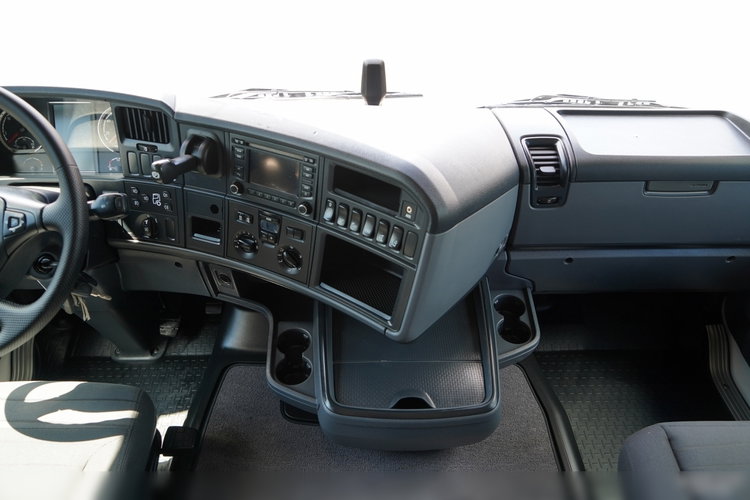 Scania R 450 / RETARDER/ KLIMATYZACJA POSTOJOWA / I-PARK COOL / 2016 ROK / PO KONTRAKCIE SERWISOWYM / SPROWADZONA zdjęcie 32