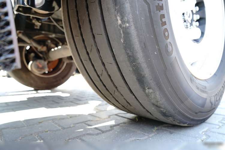 Krone / NACZEPA PODKONTENEROWA / MAŁO UŻYWANA / UNIWERSALNA / 2023 ROK / ROZSUWANY TYŁ / DO WSZYSTKICH KONTENERÓW / OŚ PODNOSZONA zdjęcie 22