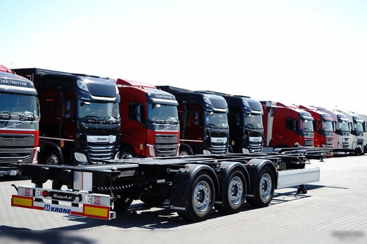 Krone / NACZEPA PODKONTENEROWA / MAŁO UŻYWANA / UNIWERSALNA / 2023 ROK / ROZSUWANY TYŁ / DO WSZYSTKICH KONTENERÓW / OŚ PODNOSZONA zdjęcie 7