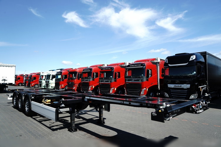 Krone / NACZEPA PODKONTENEROWA / MAŁO UŻYWANA / UNIWERSALNA / 2023 ROK / ROZSUWANY TYŁ / DO WSZYSTKICH KONTENERÓW / OŚ PODNOSZONA zdjęcie 8