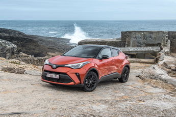 Toyota TOYOTA C-HR 1.8 Hybrid GPF GR Sport
