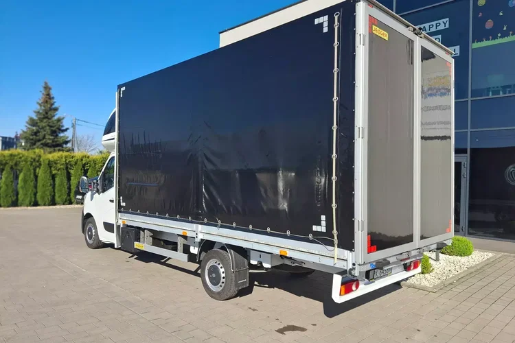 Renault Master zdjęcie 2