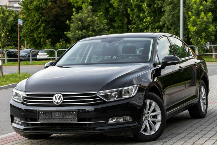 Volkswagen Passat 2.0_Diesel_150KM_188 tyś. km zdjęcie 1