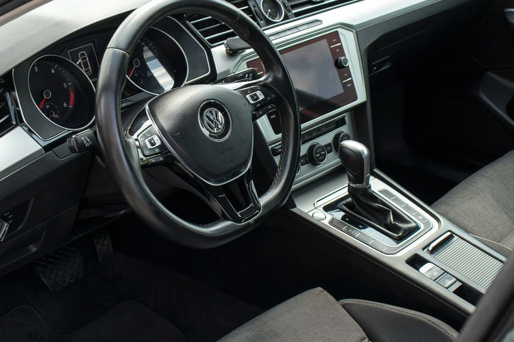 Volkswagen Passat 2.0_Diesel_150KM_188 tyś. km zdjęcie 11