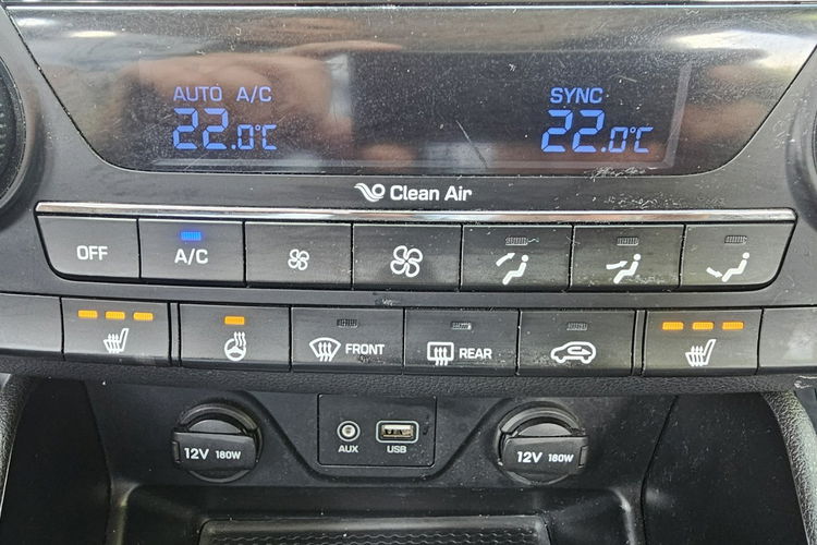 Hyundai Tucson Nawigacja,  kamera,  grzane fotele i kierownica,  serwis zdjęcie 18