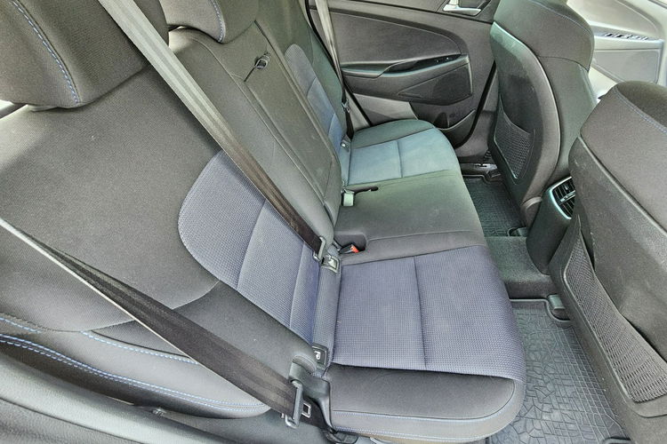 Hyundai Tucson Nawigacja,  kamera,  grzane fotele i kierownica,  serwis zdjęcie 28