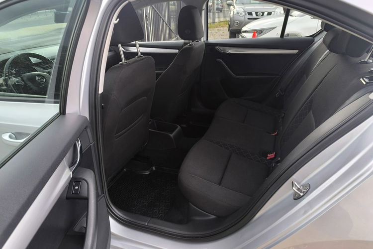 Skoda Octavia 1.6 TDI 116KM Klimatyzacja Salon Polska Faktura VAT zdjęcie 19