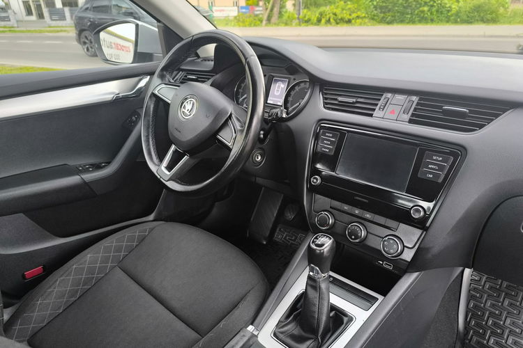 Skoda Octavia 1.6 TDI 116KM Klimatyzacja Salon Polska Faktura VAT zdjęcie 23