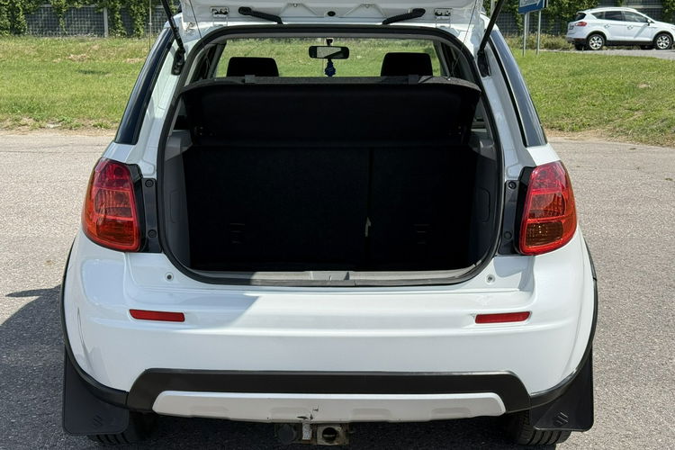 Suzuki SX4 1.6 Benzyna | | Gwarancja | Bogate wyposażenie | 4x4 zdjęcie 6
