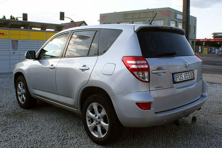 Toyota RAV-4 zdjęcie 23