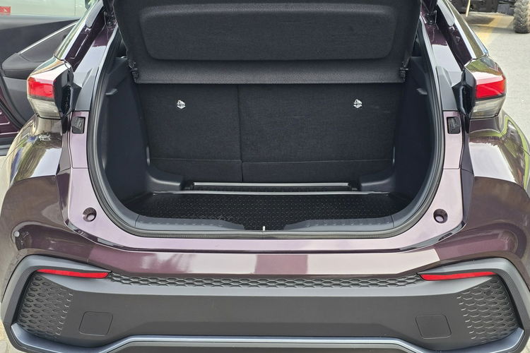 Toyota C-HR 1.8 Hybrid COMFORT / Salon PL I-właściciel / Bezwypadkowa zdjęcie 9