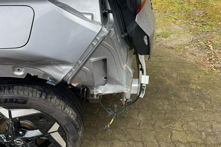 Opel Grandland X GS-e,  automat,  navi,  10tys.km zdjęcie 17