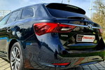 Toyota Avensis 1.6 D4D Touring Sport Executive zdjęcie 11