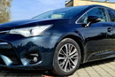 Toyota Avensis 1.6 D4D Touring Sport Executive zdjęcie 9