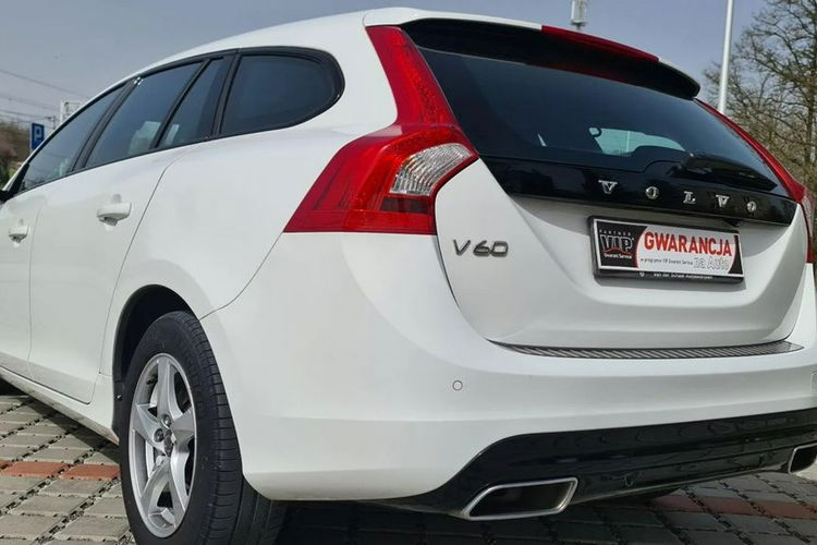 Volvo V60 POLAR+DYNAMIC GEARTRONIC , Full , Skóra, Kamera , Blis, Szyber dach, VAT23% zdjęcie 1