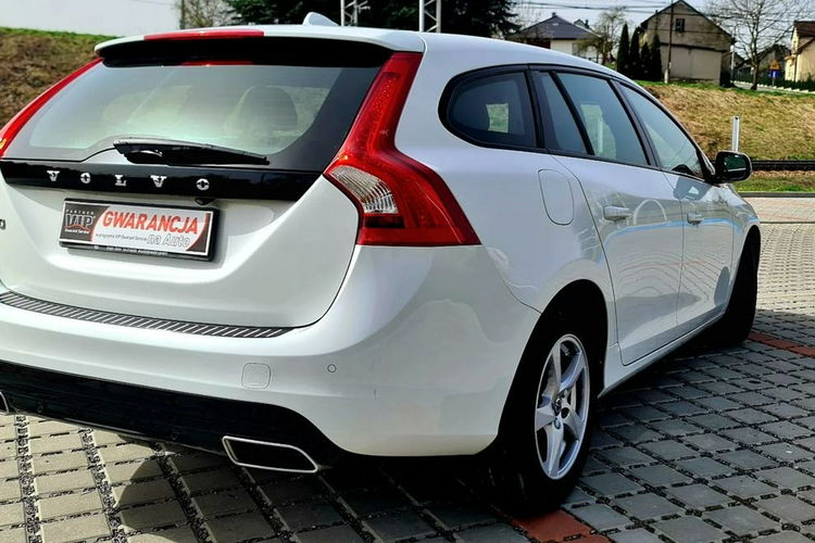Volvo V60 POLAR+DYNAMIC GEARTRONIC , Full , Skóra, Kamera , Blis, Szyber dach, VAT23% zdjęcie 11