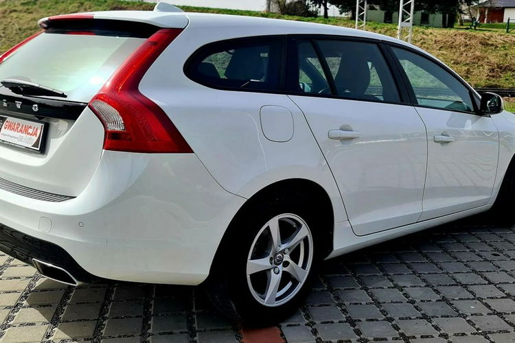 Volvo V60 POLAR+DYNAMIC GEARTRONIC , Full , Skóra, Kamera , Blis, Szyber dach, VAT23% zdjęcie 17