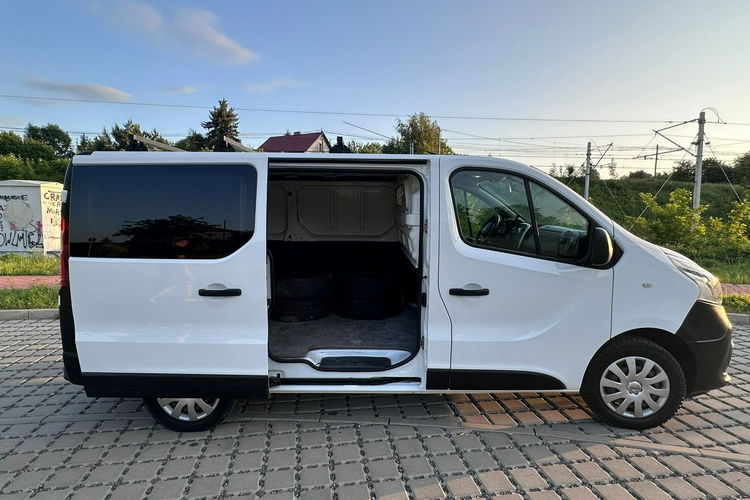 NV300 Nissan NV300 zdjęcie 14