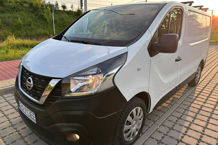 NV300 Nissan NV300 zdjęcie 15