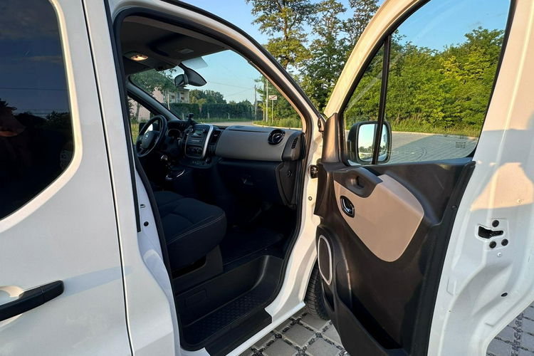 NV300 Nissan NV300 zdjęcie 33