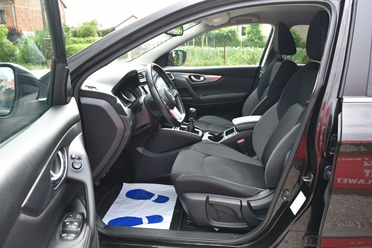 Nissan Qashqai 1.3DiG-T 140KM Manual XI.2018r. Climatronic fullLED REZERWACJA zdjęcie 17