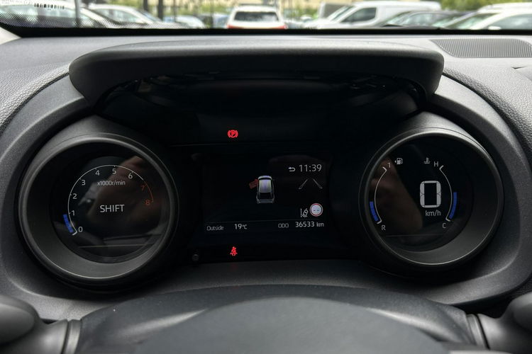 Toyota Yaris Cross 1.5 VVTi 125KM COMFORT,  salon Polska,  gwarancja,  FV23% zdjęcie 16