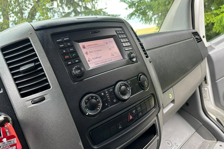 Volkswagen Crafter 2.0 140KM 2015 L2H2 6osobowy Brygadówka Tempomat Klimatyzacja Hak zdjęcie 13