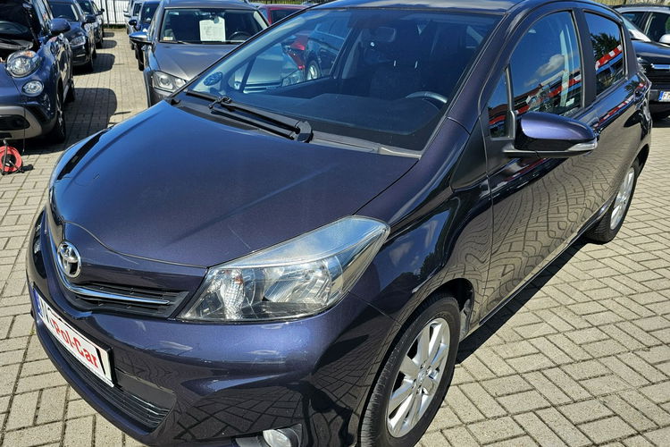 Yaris Kamera cofania,  alufelgi,  serwisoawany Toyota,   zdjęcie 3