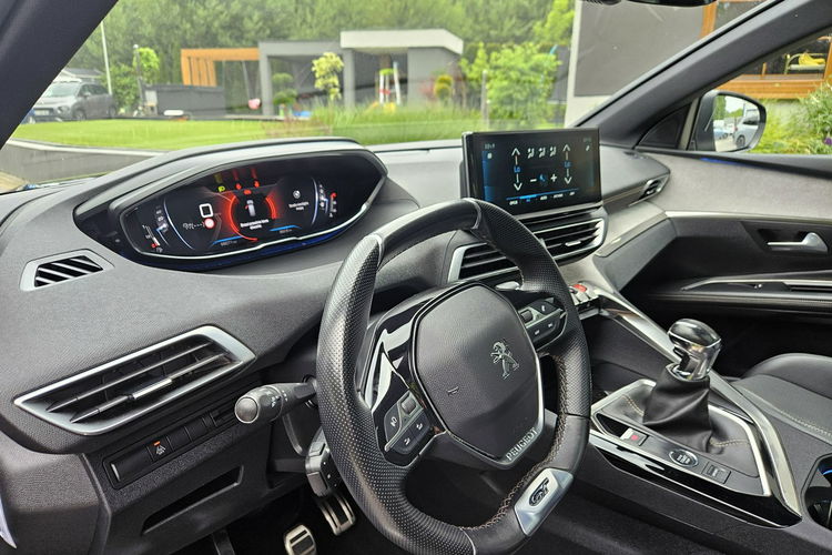 Peugeot 5008 1.2 PureTech GT 130 KM Panorama / I-właściciel / zdjęcie 7