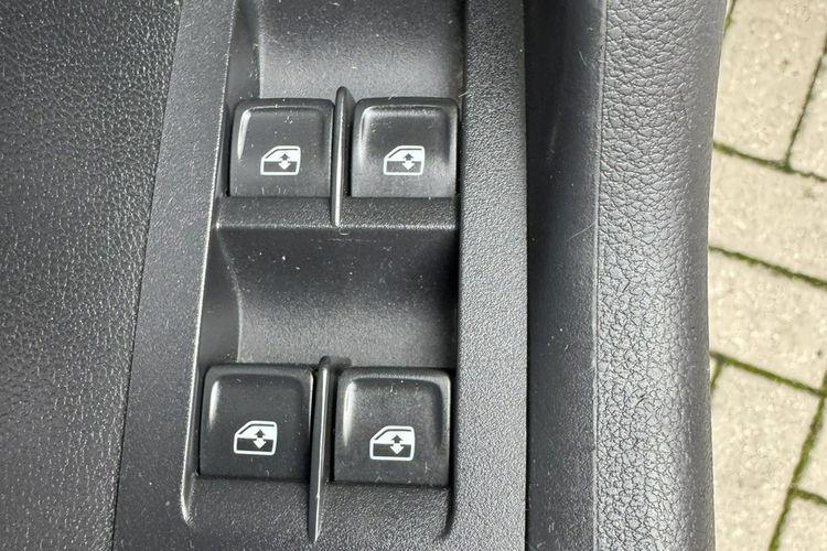 Skoda Octavia R E Z E R W A C J A zdjęcie 10