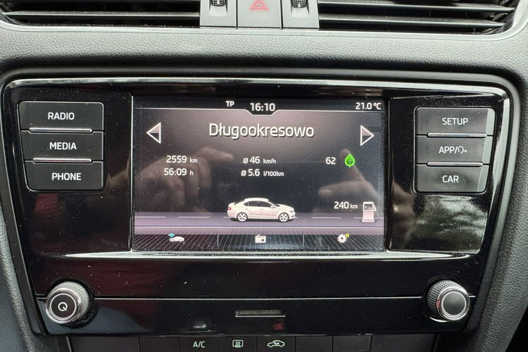 Skoda Octavia R E Z E R W A C J A zdjęcie 18